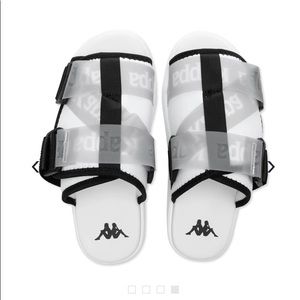 KAPPA AUTHENTIC MITEL 1 SANDALS
WHITE/BLACK